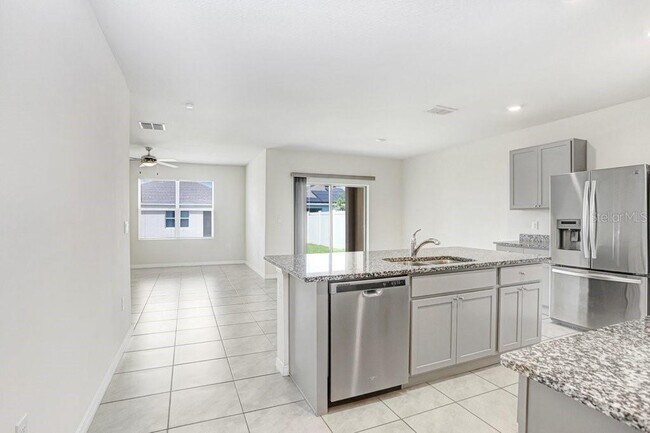 Building Photo - 1125 Torrente Ln