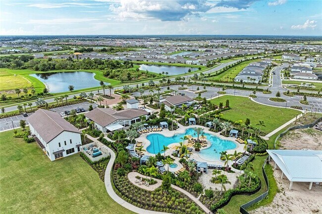 Building Photo - 18143 Wheathouse Pl