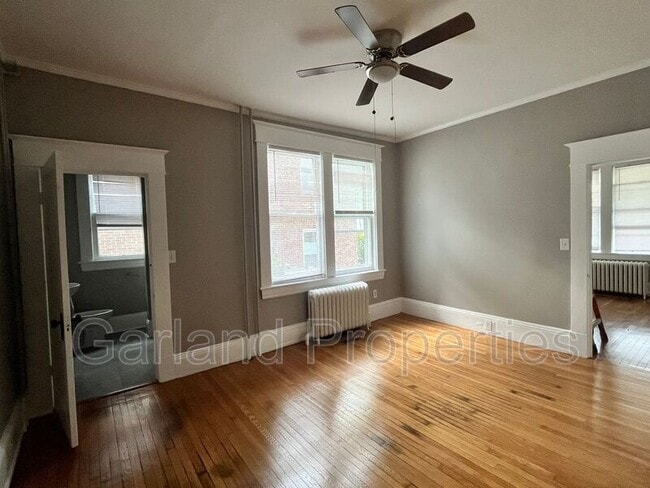 Building Photo - 833 Wasena Ave SW