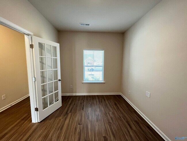 Building Photo - 111 Emma Grace Ln