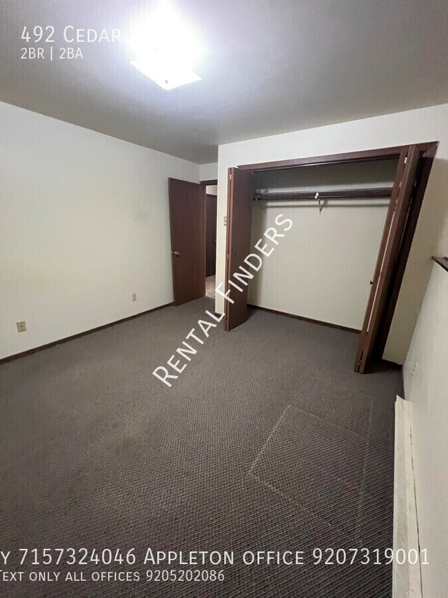 Building Photo - 492 Cedar St