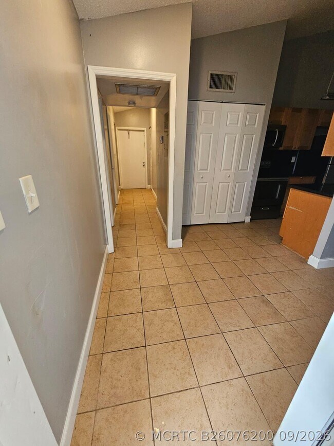Building Photo - 4552 NW 185th St