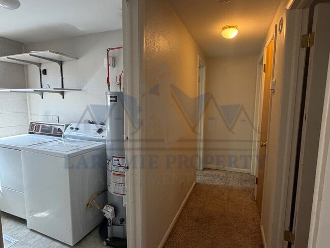Building Photo - 529 E Spring Creek Dr