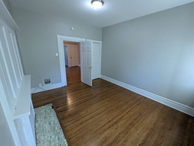 Building Photo - 3020-3022-3022 Texas Ave