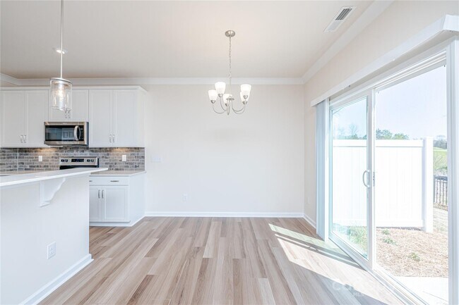 Building Photo - 23018 Clarabelle Dr