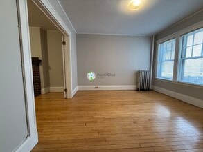 Building Photo - 11 Story St