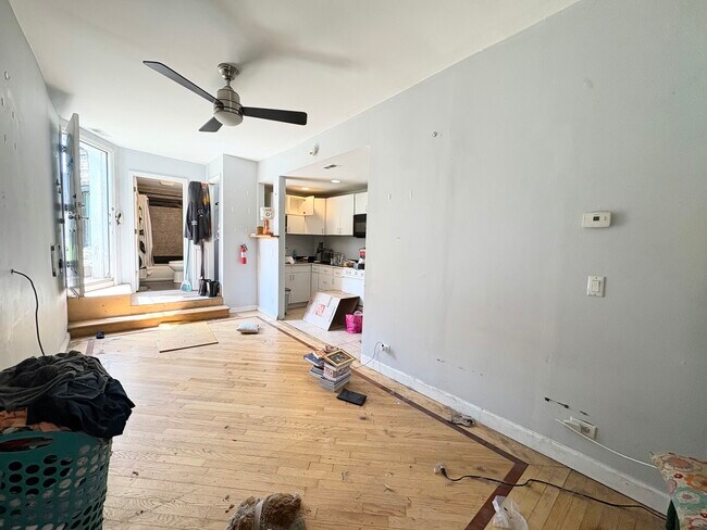 Building Photo - 2610 W Rice St