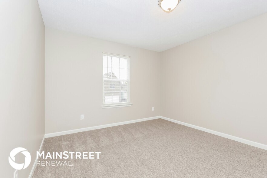 Building Photo - 3809 Swan Ridge Dr