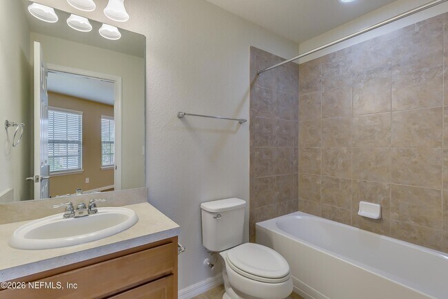 Building Photo - 7021 Buroak Ct