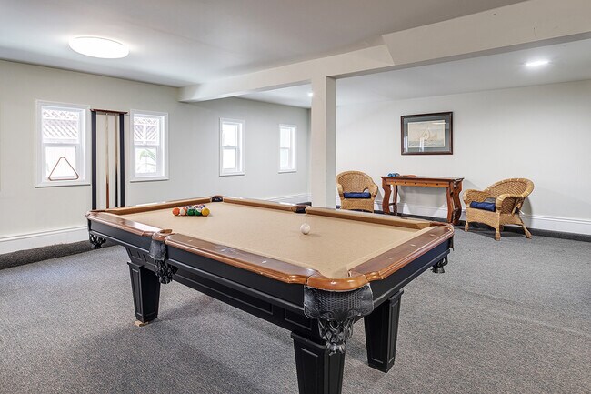 Building Photo - 520 Natoma St