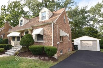 Building Photo - 1808 W 187th St