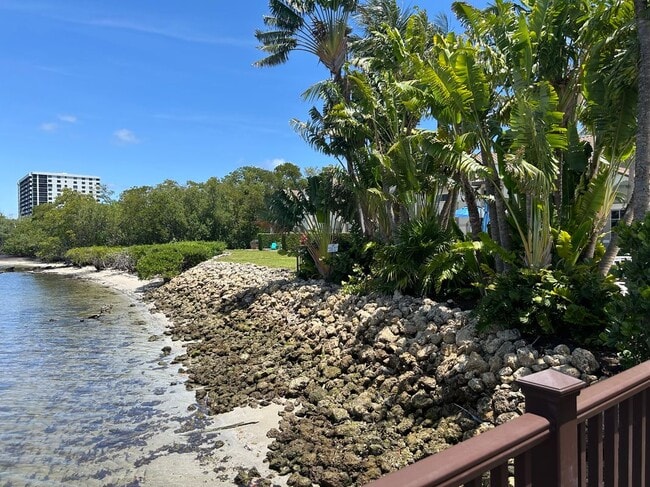 Building Photo - 3606 S Ocean Blvd