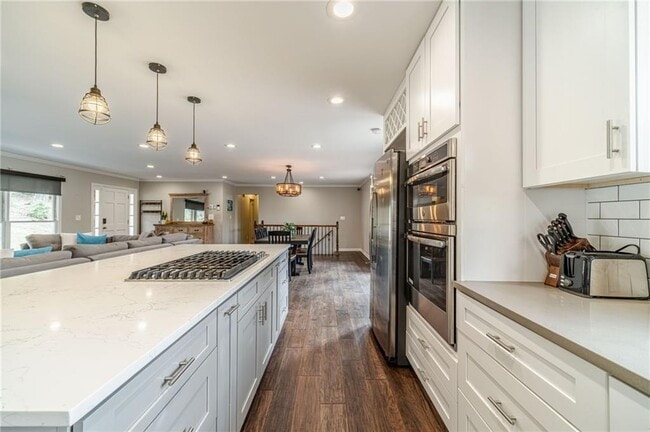 Building Photo - 691 Harbor Cove