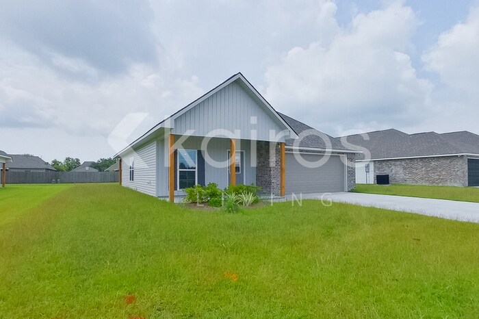 Building Photo - 13742 Willowmore Dr