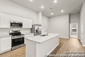 Building Photo - 418 Cross Barn Blvd