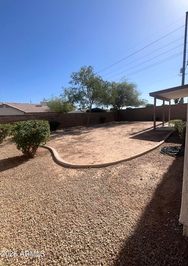 Building Photo - 7504 W Jenan Dr