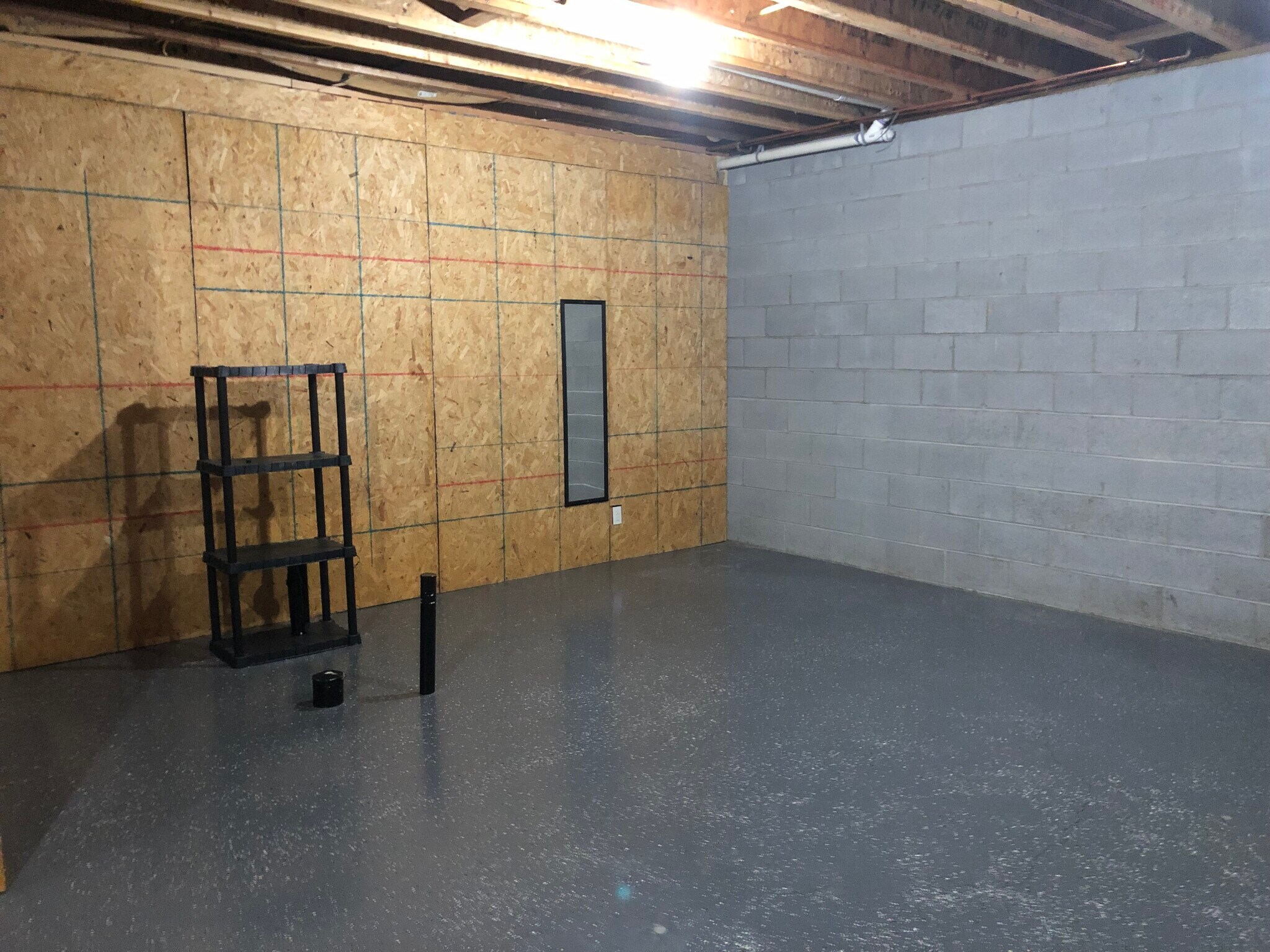 Building Photo - 211 Allison Ln