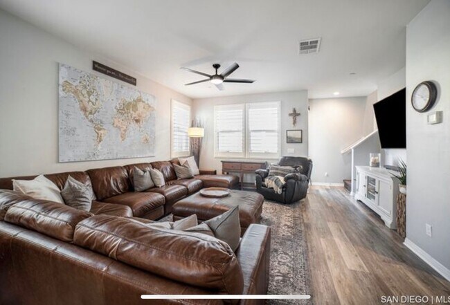 Building Photo - Available Now! Beautifully updated 3-story...