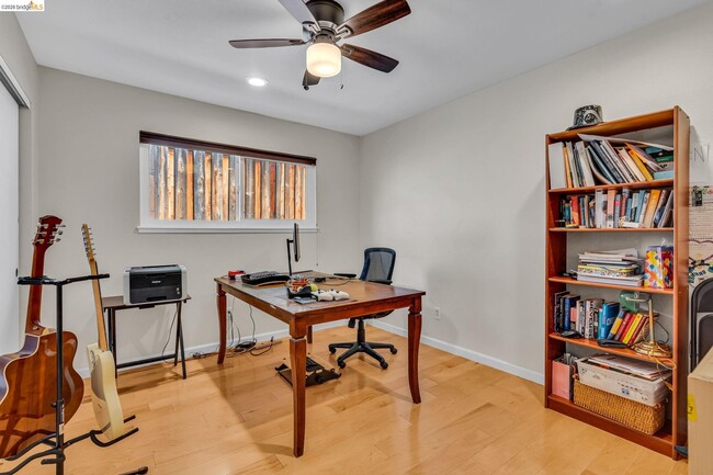 Building Photo - 277 Hidalgo Ct