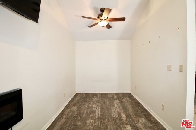 Building Photo - 17614 Bromley St
