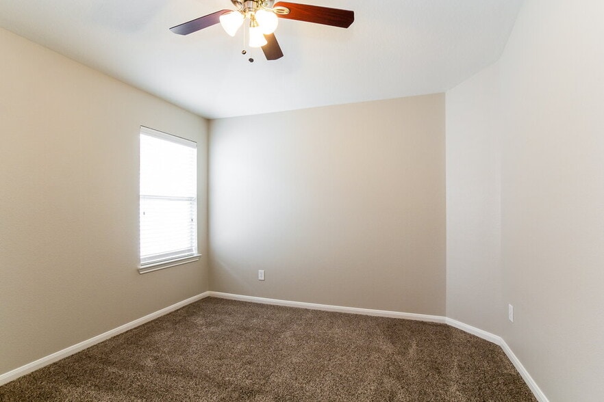 Building Photo - 15811 Granite Mountain Trail