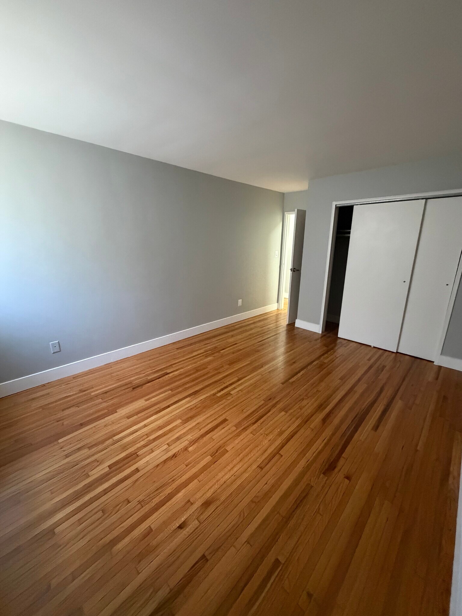 Building Photo - 2428 St Georges Ave