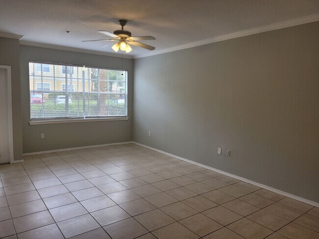 Building Photo - Freshly Updated 3 bedroom 2 bath at The Ma...