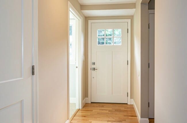 Building Photo - 7 Sherman Terrace