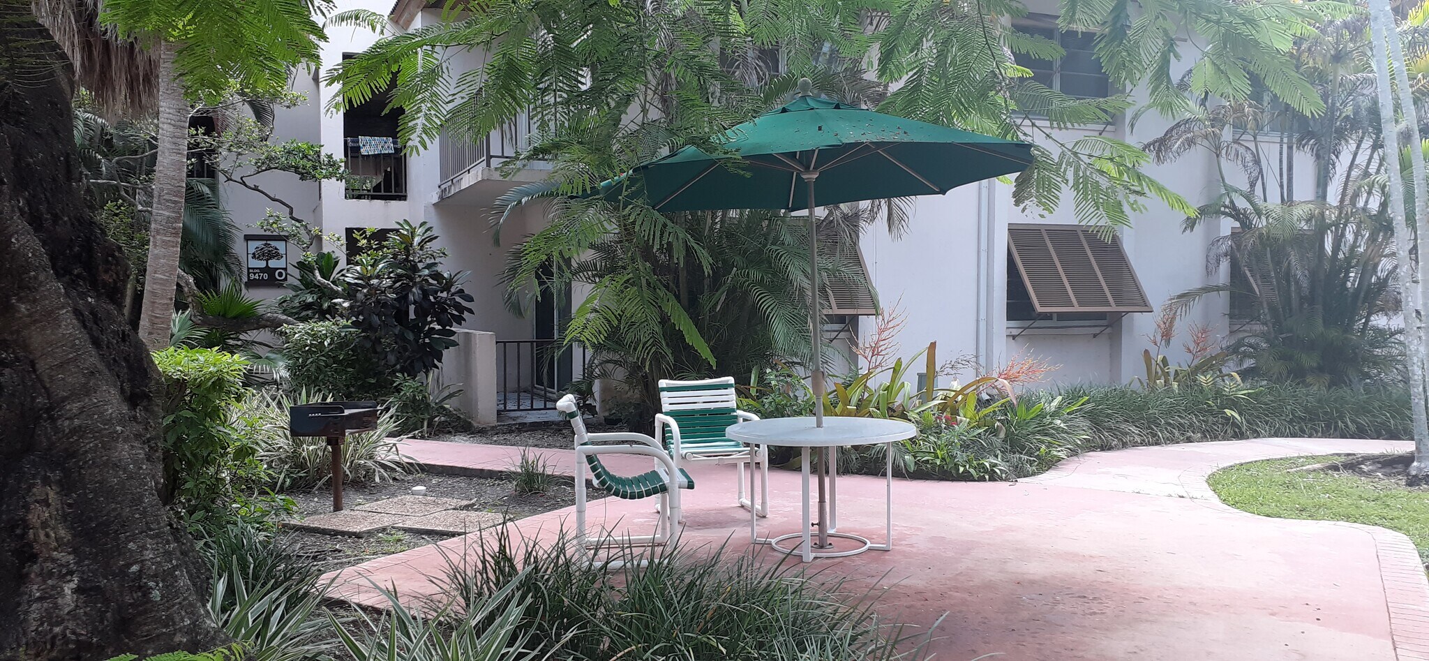 GARDENS - 9400 SW 77th Ave