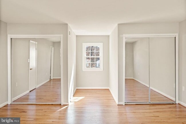 Building Photo - 9356 Birchwood Ct