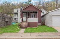 Building Photo - 2 Bedroom Home in Carnegie!