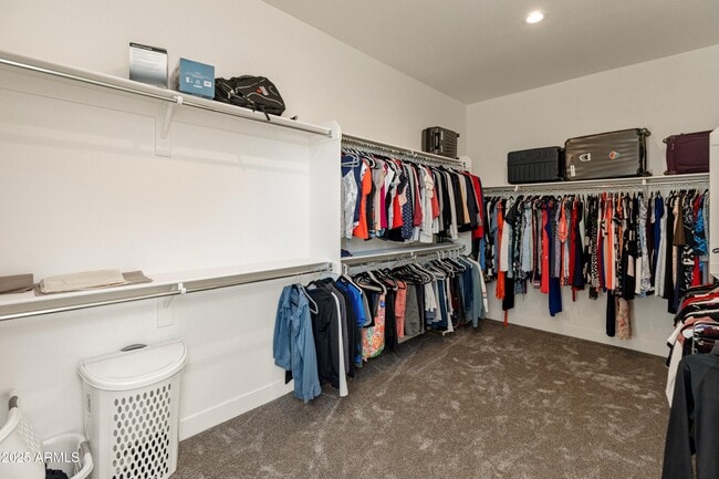 Building Photo - 4236 E Whisper Rock Trl