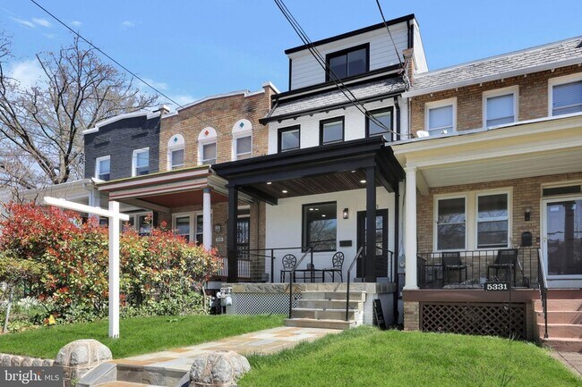 Building Photo - 5333 5th St NW