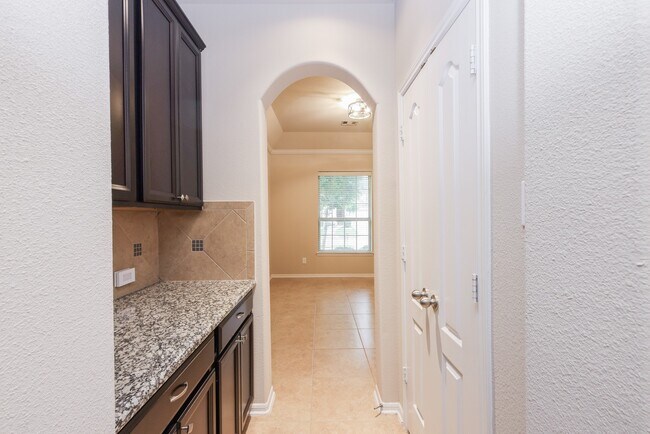 Building Photo - 4243 Bayou Hollow Ln