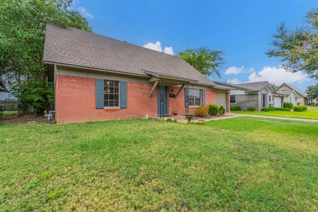 Building Photo - 1131 Pebblebrook Dr