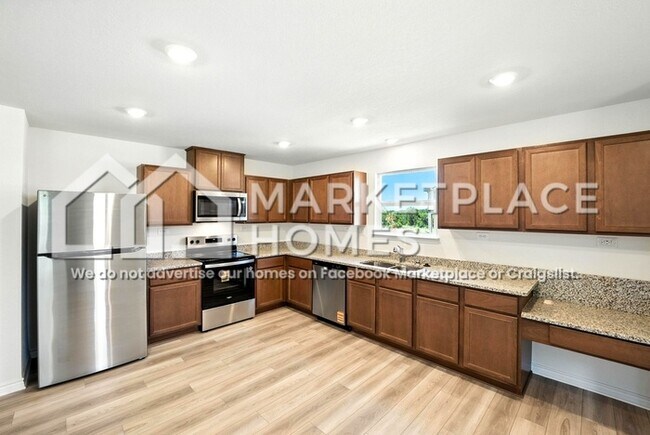 Building Photo - 15233 Dionysus Ln