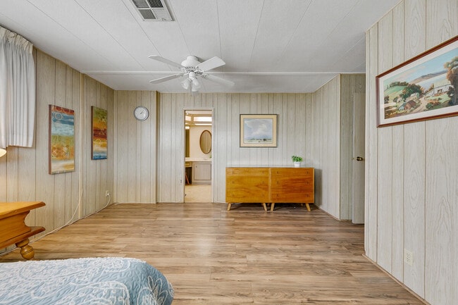 Building Photo - 39345 Moronga Canyon Dr