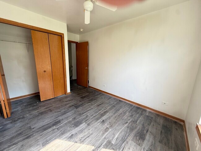 Building Photo - 1709 Clay St