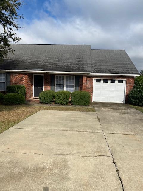 Building Photo - 3501 Beacon Dr