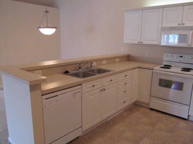 Building Photo - 1413 Cascade Dr