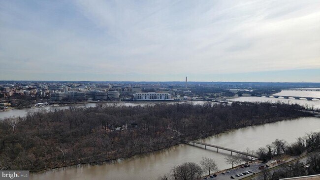 Building Photo - 1111 19th St N