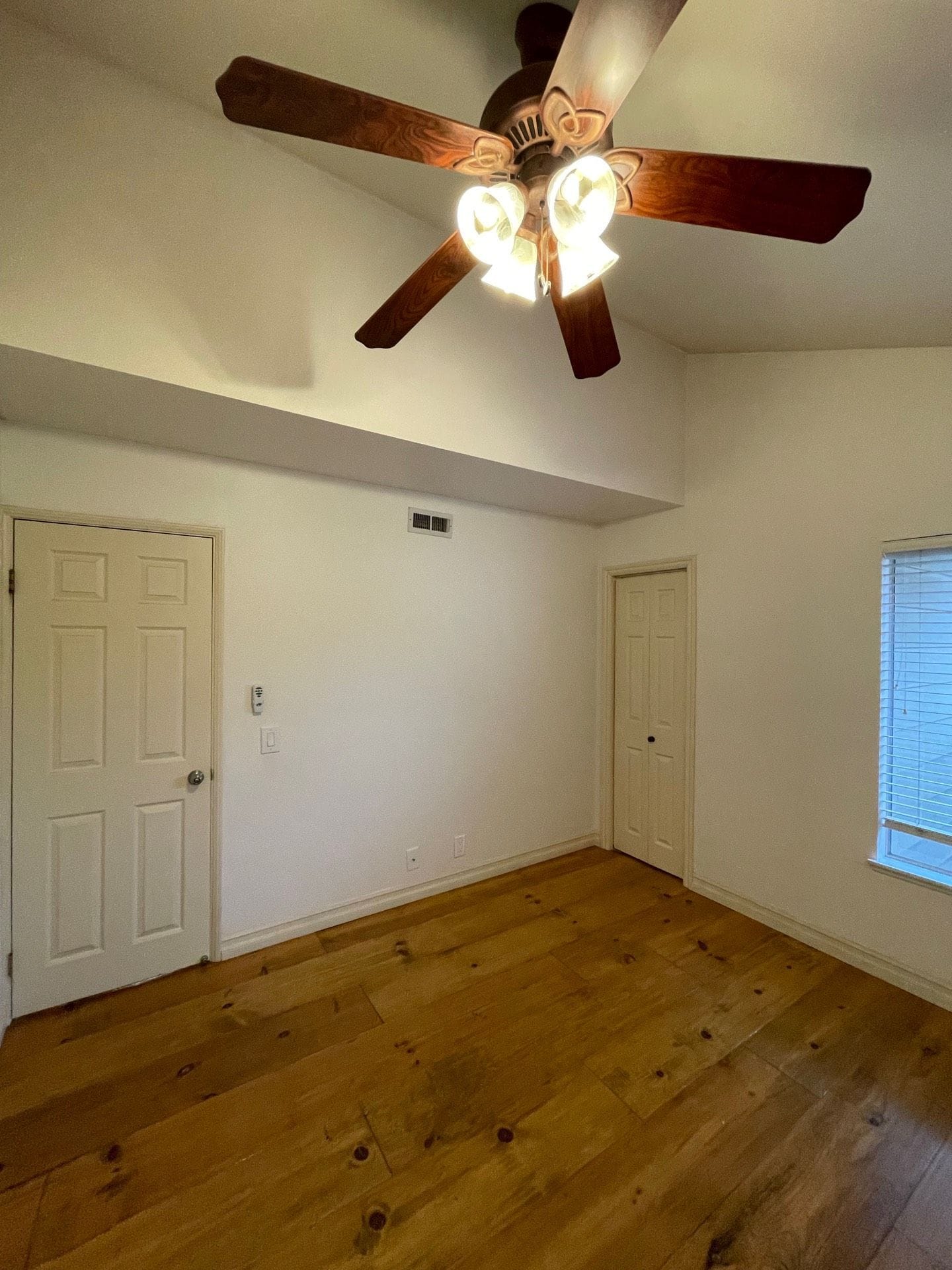 Building Photo - 14 Tangerine