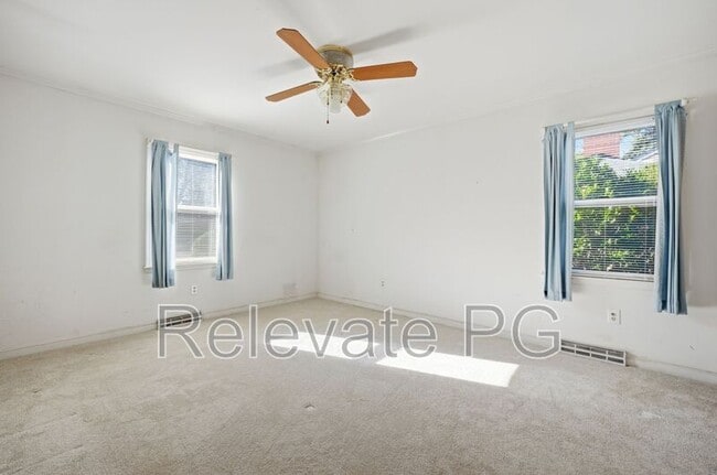 Building Photo - 9002 Michaux Ln