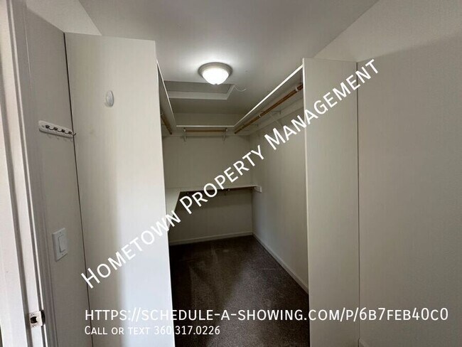 Building Photo - 5937 Ashbourne Ln SE