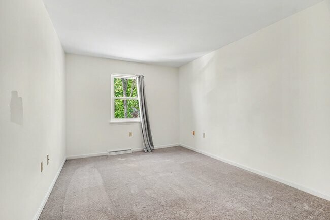 Building Photo - 54 N 62nd St