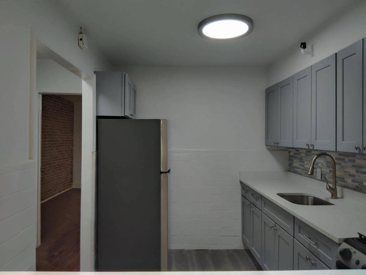 Building Photo - 556 W 161st St