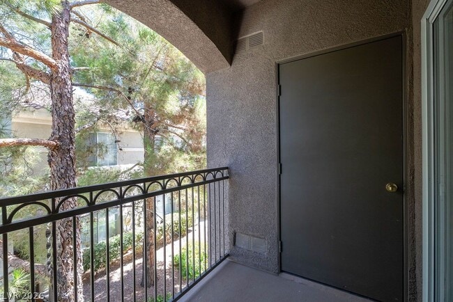 Building Photo - 9050 W Warm Springs Rd