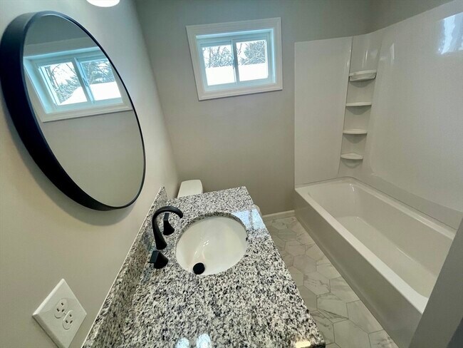 Building Photo - 34 Foster Dr