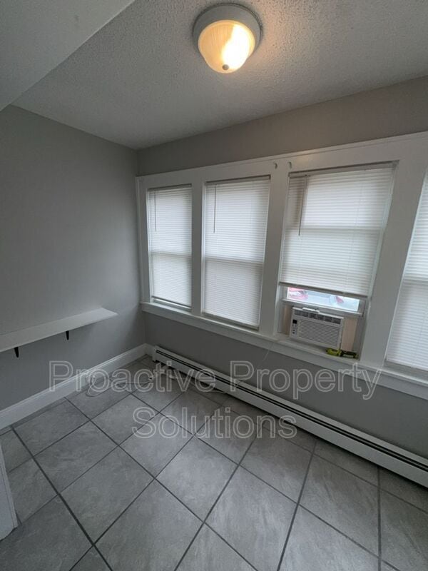 Building Photo - 534-534 Cherry St