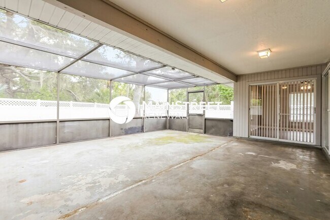 Building Photo - 3 Bedroom Pet-Friendly Home in NORTH PORT, FL with Main Street Renewal
